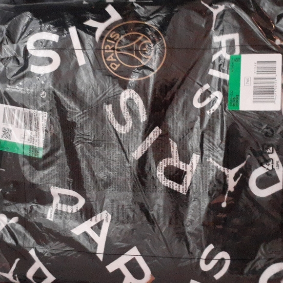 PSG x Jordan Paris Hoodie - Picture 2 of 3